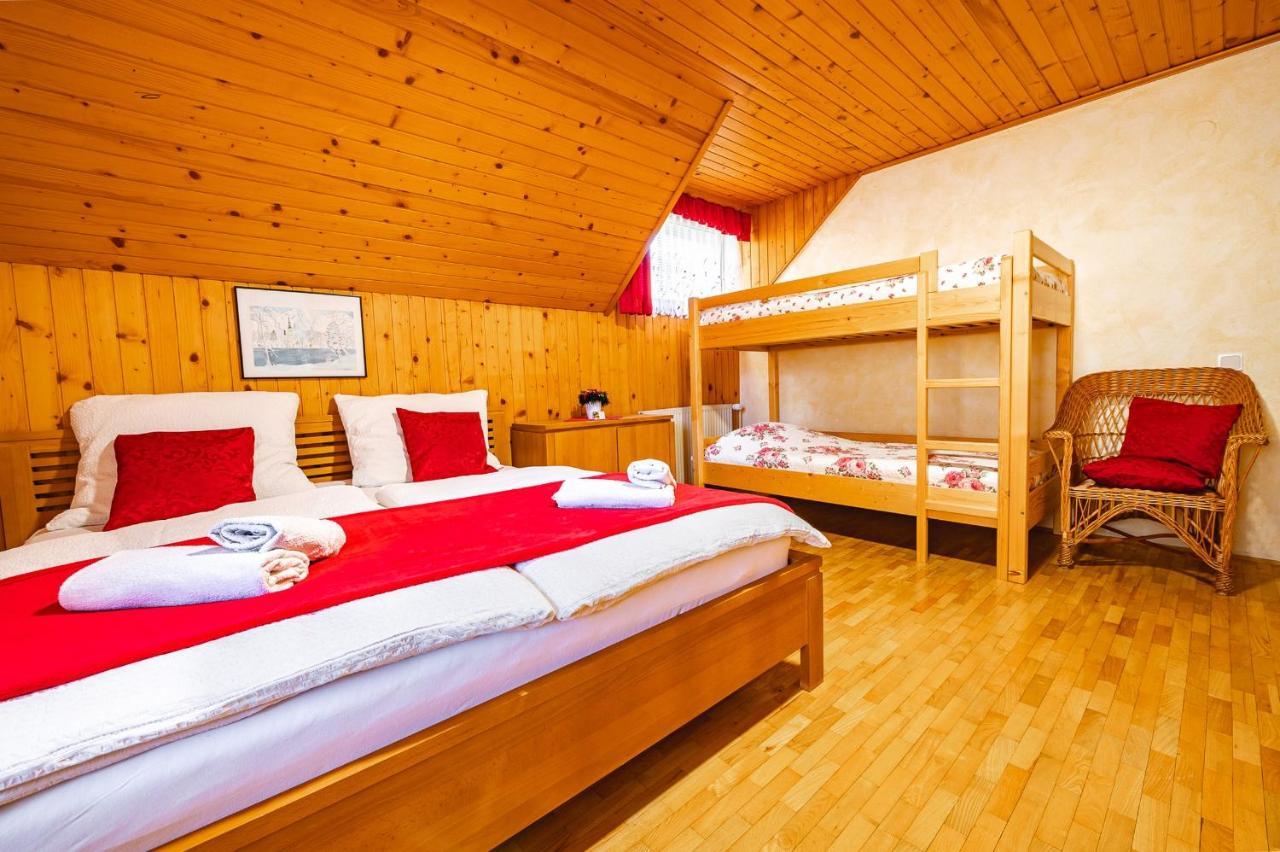 Farm Stay Trlej Begunje na Gorenjskem Eksteriør bilde
