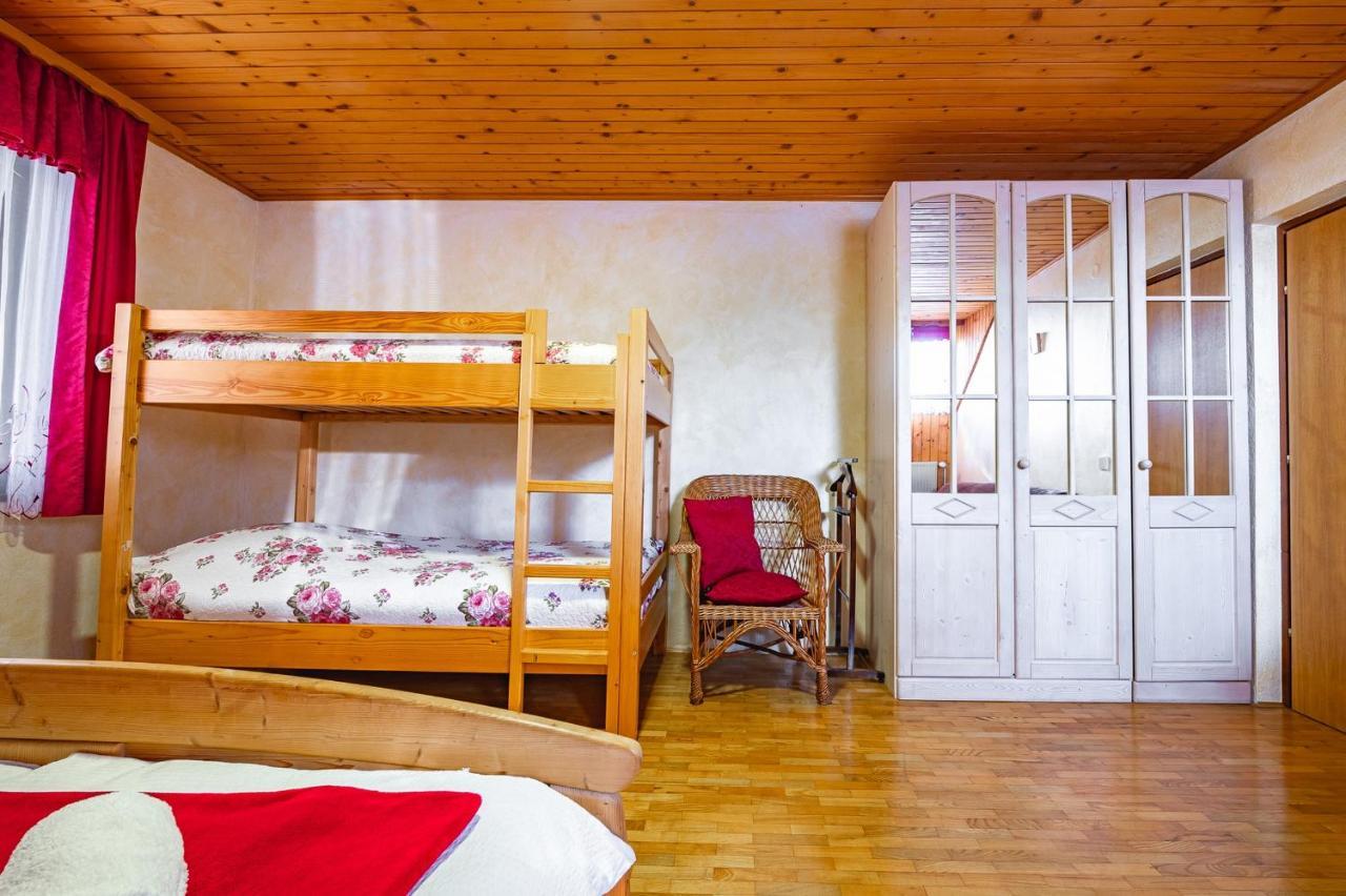 Farm Stay Trlej Begunje na Gorenjskem Rom bilde